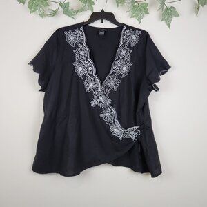 Lane Bryant Size 26/28 Black White Embroidered Linen Blend Wrap Top Blouse